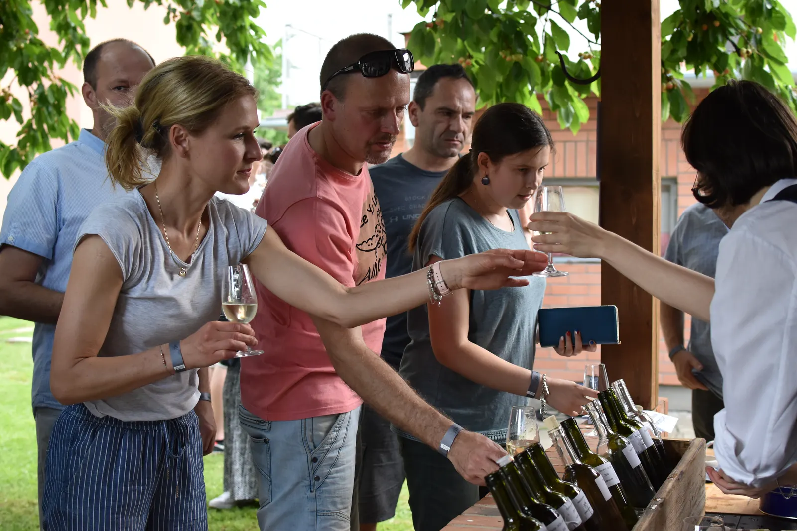 Derfla open cellars, being poured