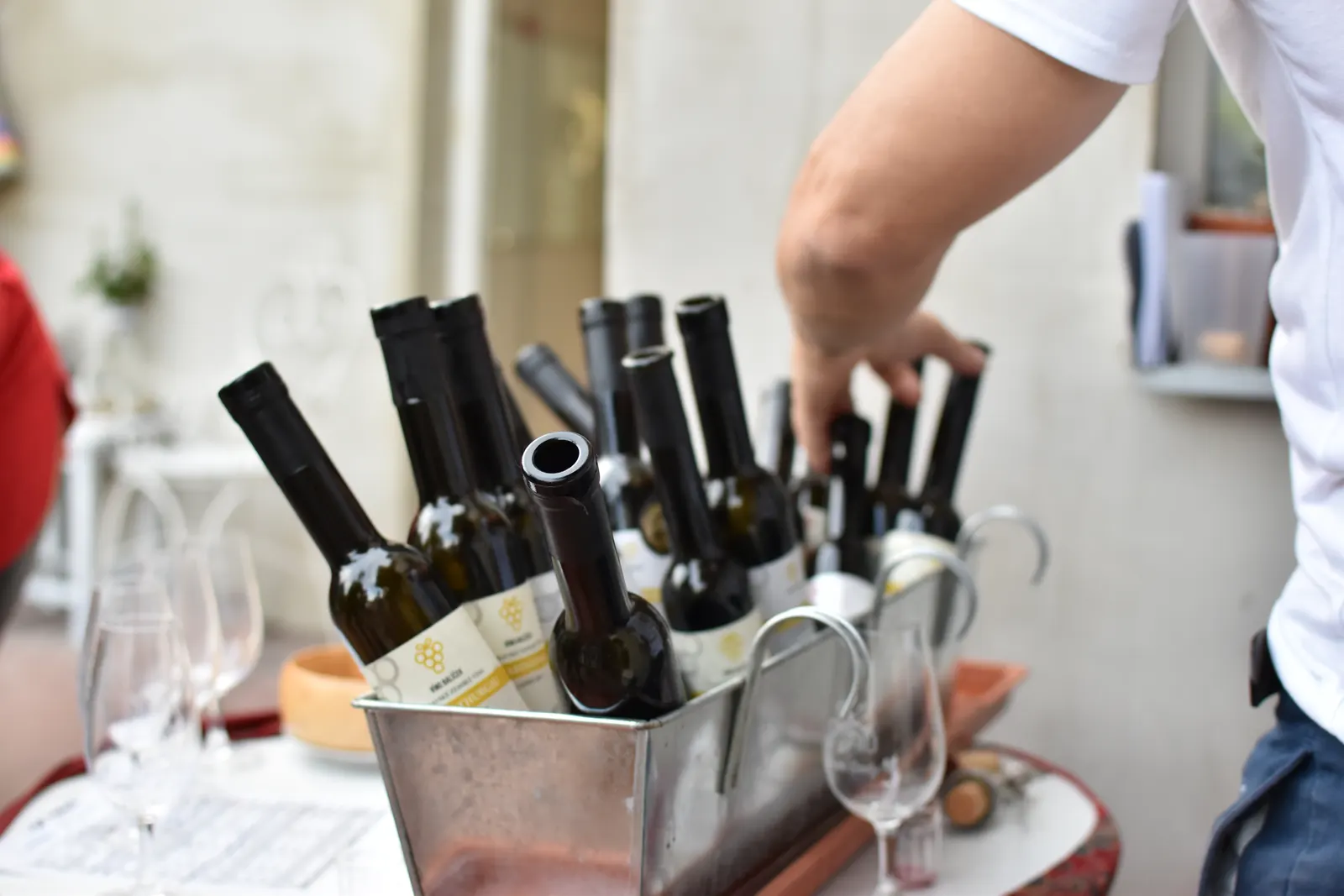 Derfla open cellars, with young wine, Bečica & Juračka